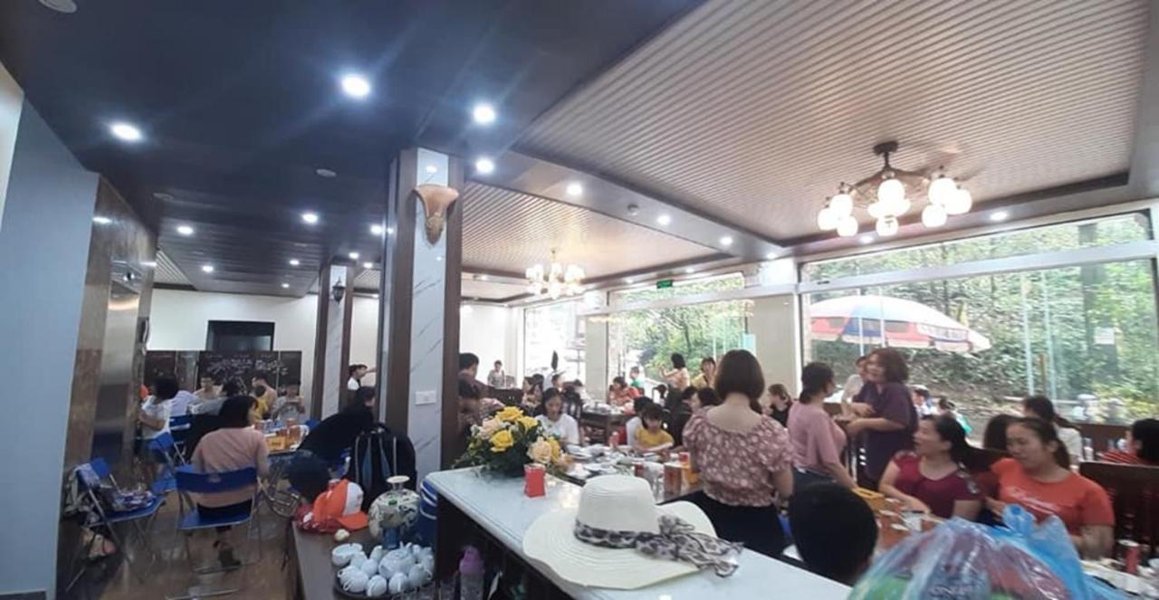 ホテルKhach San Rosalia Tam Ðảo エクステリア 写真